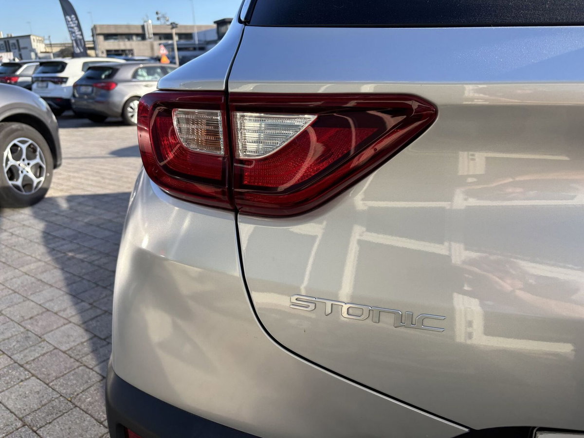 Kia Stonic 1.0 t-gdi Style (10)