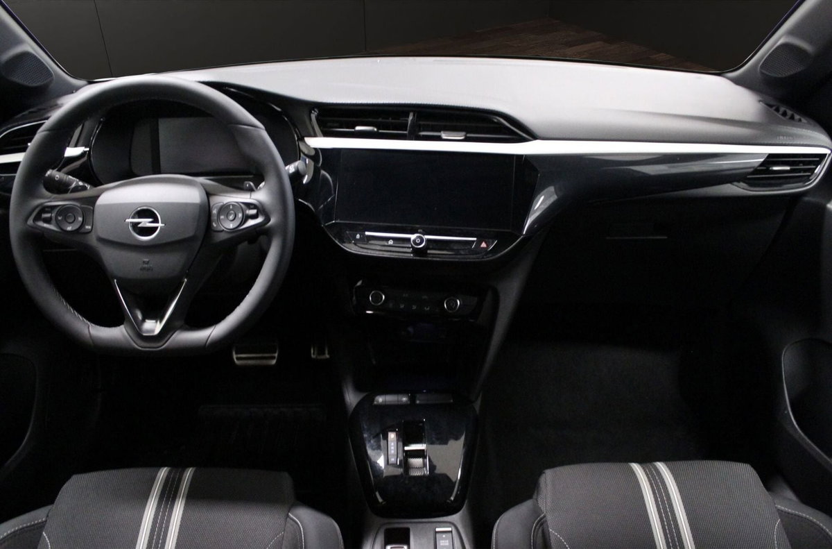 Opel Corsa 1.2 hybrid GS 110cv dct6 (12)