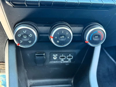 Renault Clio SCe 65 CV 5 porte Life (11)