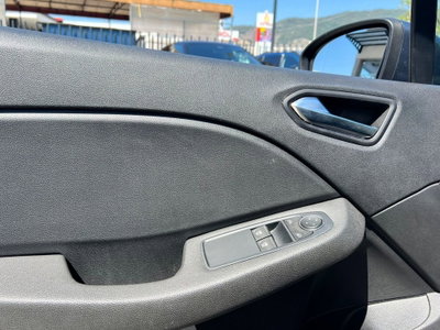Renault Clio SCe 65 CV 5 porte Life (13)