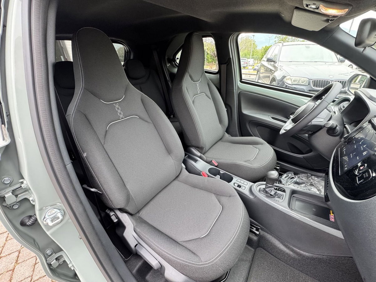 Toyota Aygo X 1.5 hybrid Icon e-cvt (11)