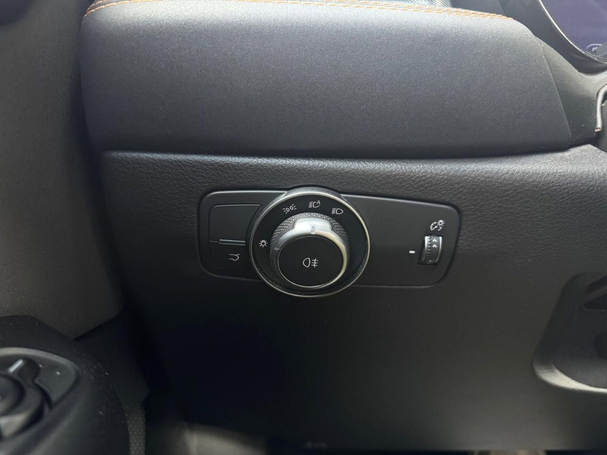 Alfa Romeo Tonale Tonale 1.5 160 CV MHEV TCT7 Ti (16)