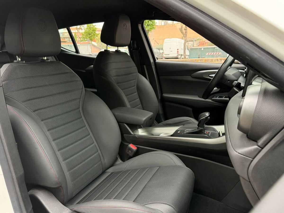 Alfa Romeo Tonale Tonale 1.5 160 CV MHEV TCT7 Ti (6)