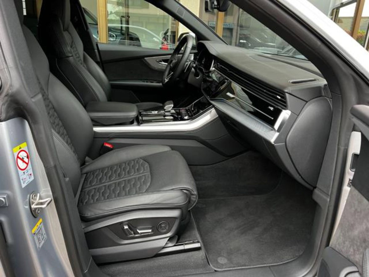Audi RS Q8 Q8 4.0 mhev quattro tiptronic (20)