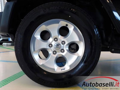 Jeep Wrangler 2.8 CRD DPF Sahara (12)