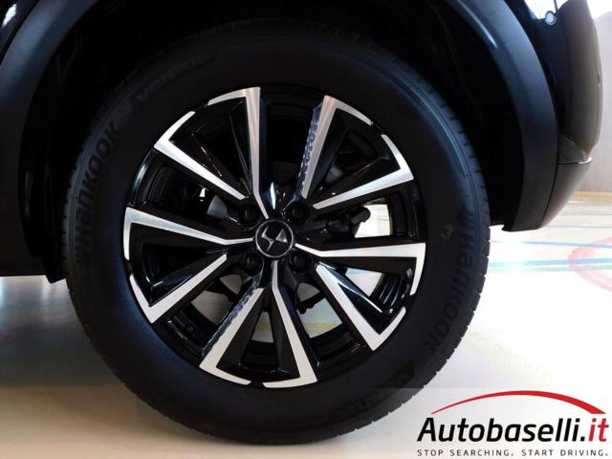 Ds DS 3 1.5 bluehdi Bastille Business 130cv auto (12)