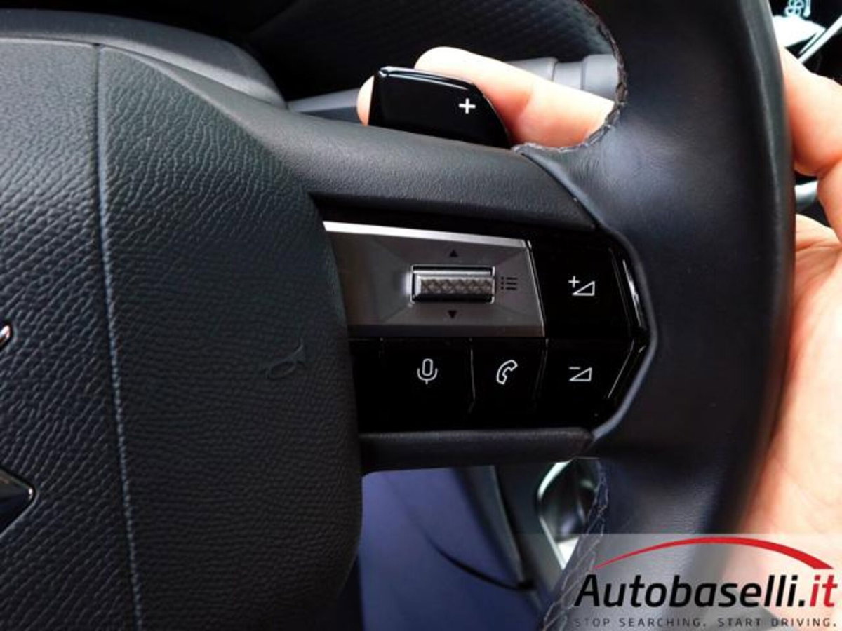 Ds DS 3 1.5 bluehdi Bastille Business 130cv auto (8)