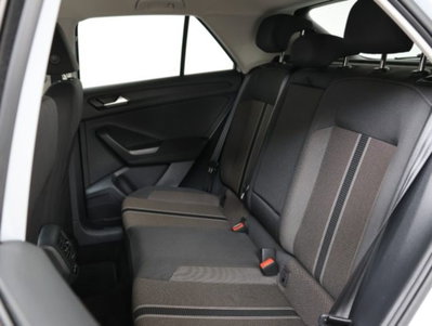 Volkswagen T-Roc 1.0 tsi Edition 110cv (10)