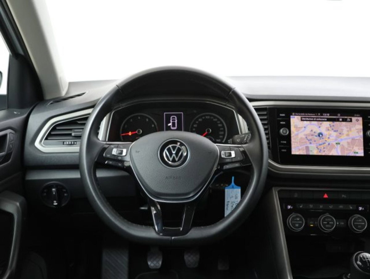 Volkswagen T-Roc 1.0 tsi Edition 110cv (14)