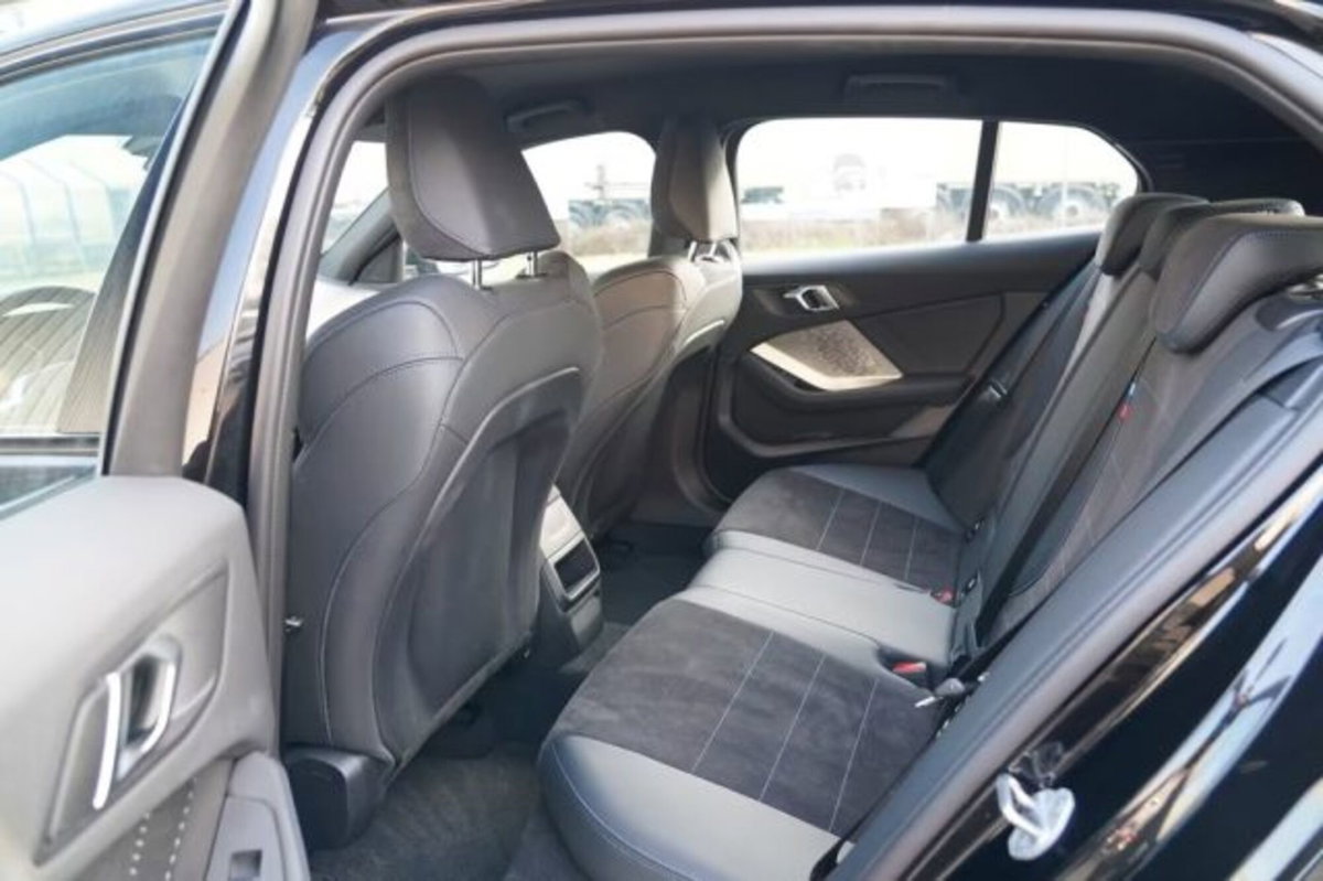 BMW Serie 1 120 48V MSport Pro auto (15)