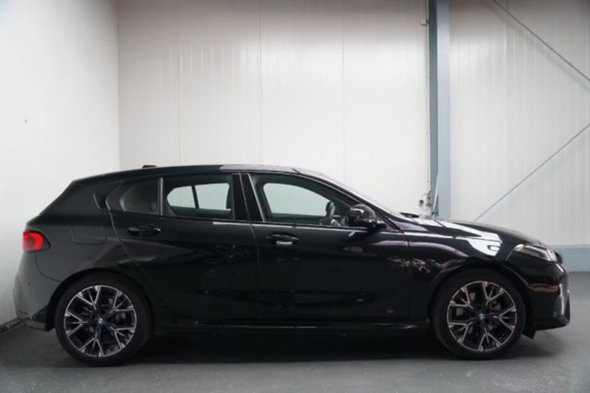 BMW Serie 1 120 48V MSport Pro auto (5)