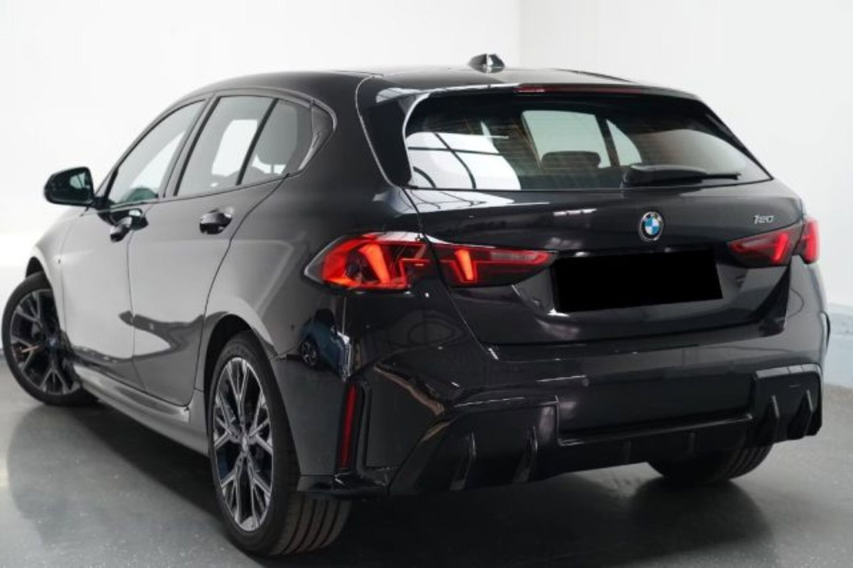 BMW Serie 1 120 48V MSport Pro auto (8)