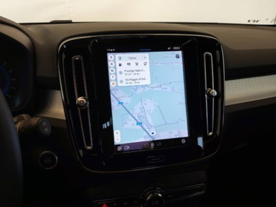 Volvo XC40 B3 automatico Core (12)