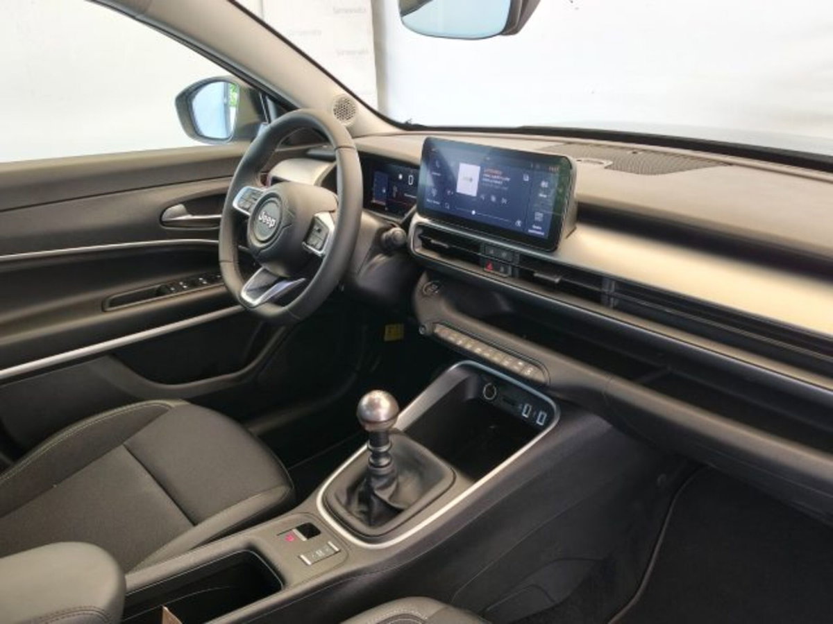 Jeep Avenger 1.2 turbo Summit fwd 100cv (9)