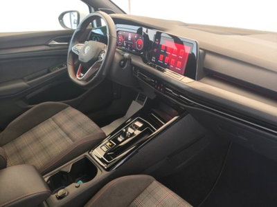 Volkswagen Golf 2.0 TSI GTI DSG (9)