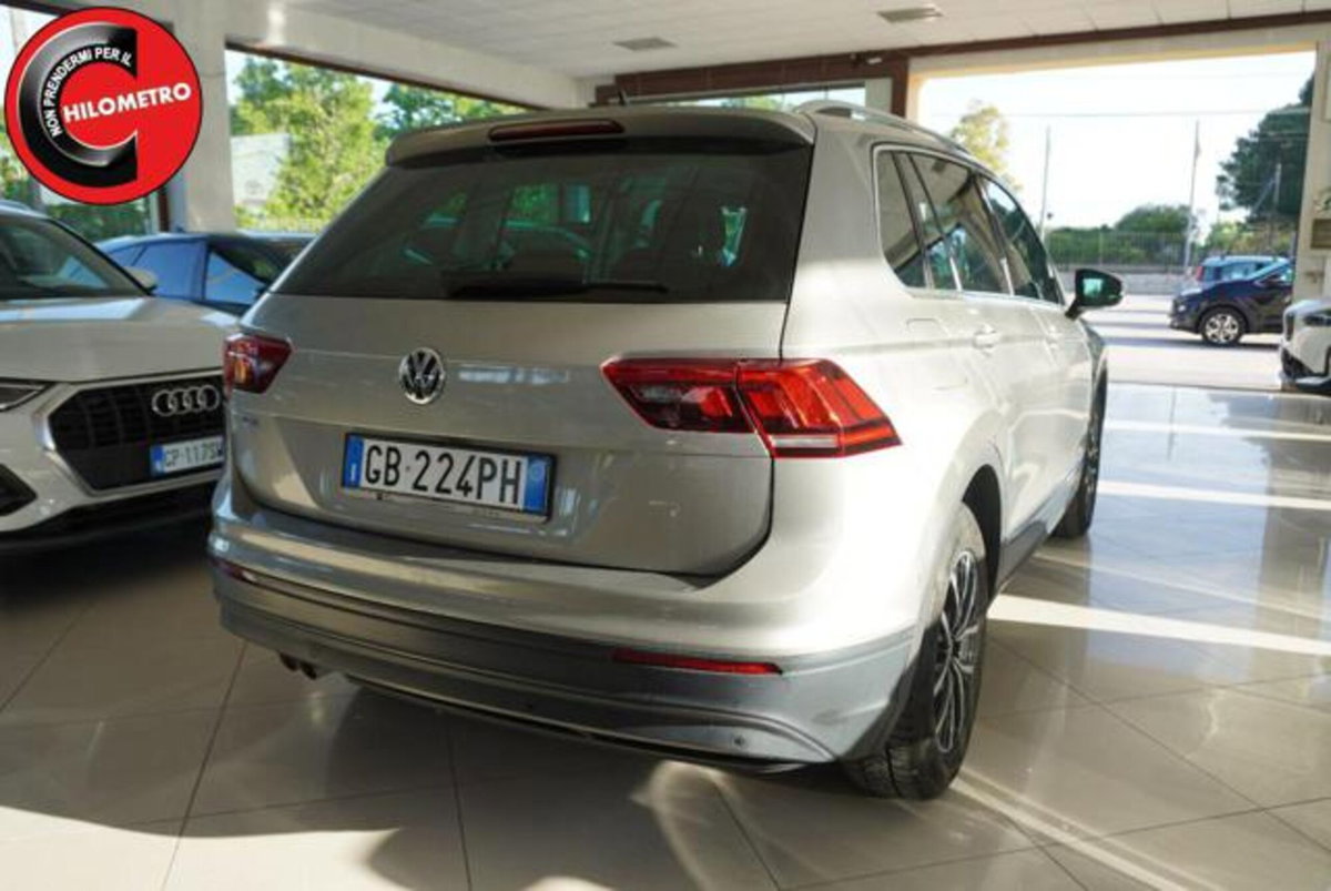 Volkswagen Tiguan 2.0 TDI SCR DSG Business BlueMotion Technology (6)