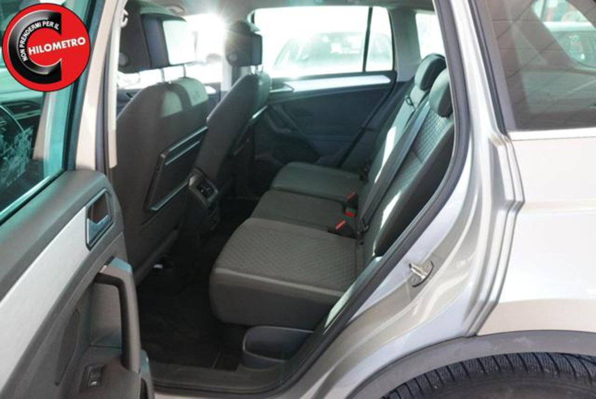 Volkswagen Tiguan 2.0 TDI SCR DSG Business BlueMotion Technology (9)