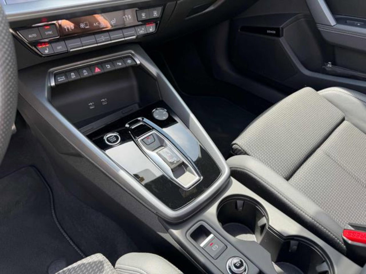 Audi A3 Sportback 35 TDI S tronic S line edition (17)