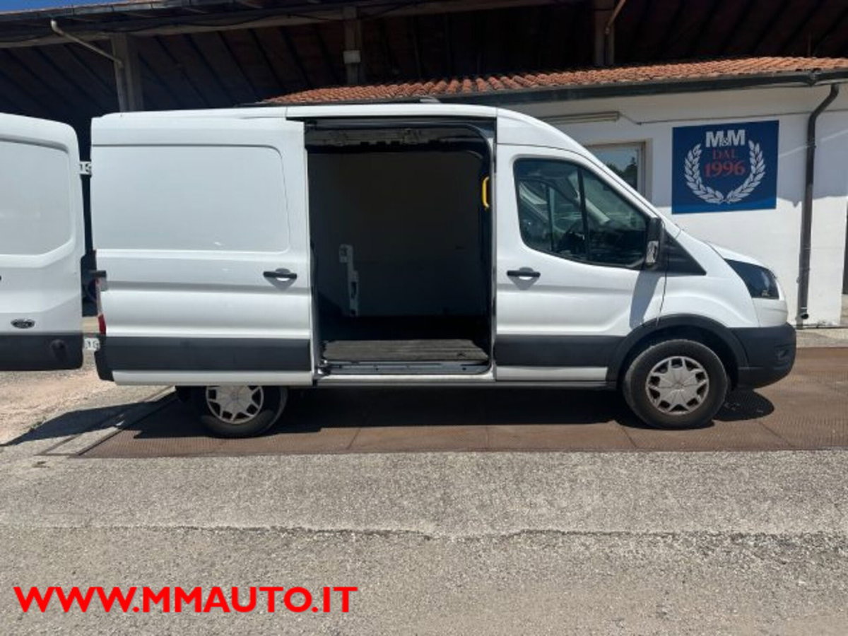 Ford Transit Furgone 350 2.0TDCi EcoBlue MHEV 130CV PM-TM Furgone Titan. (10)