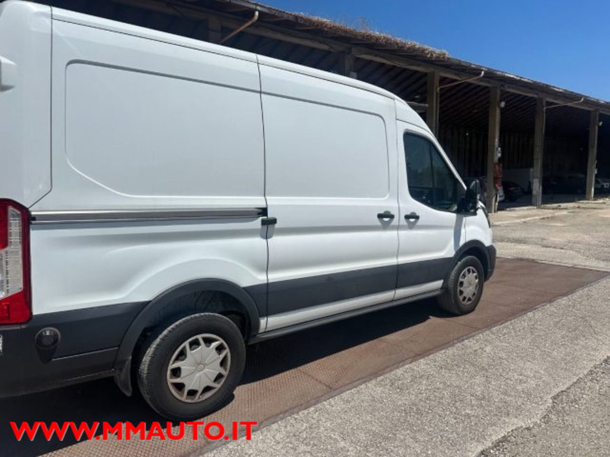 Ford Transit Furgone 350 2.0TDCi EcoBlue MHEV 130CV PM-TM Furgone Titan. (8)