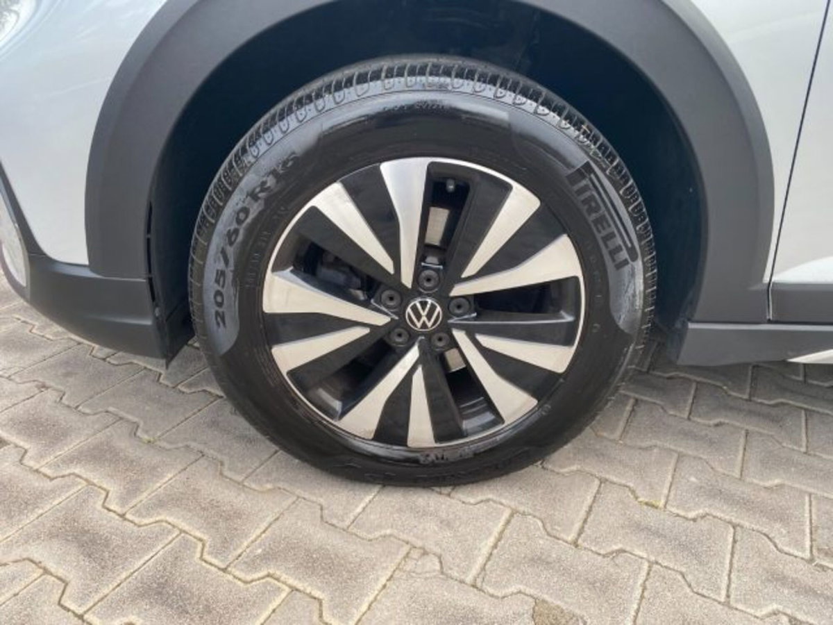 Volkswagen Taigo 1.0 TSI 110 CV DSG R-Line (20)