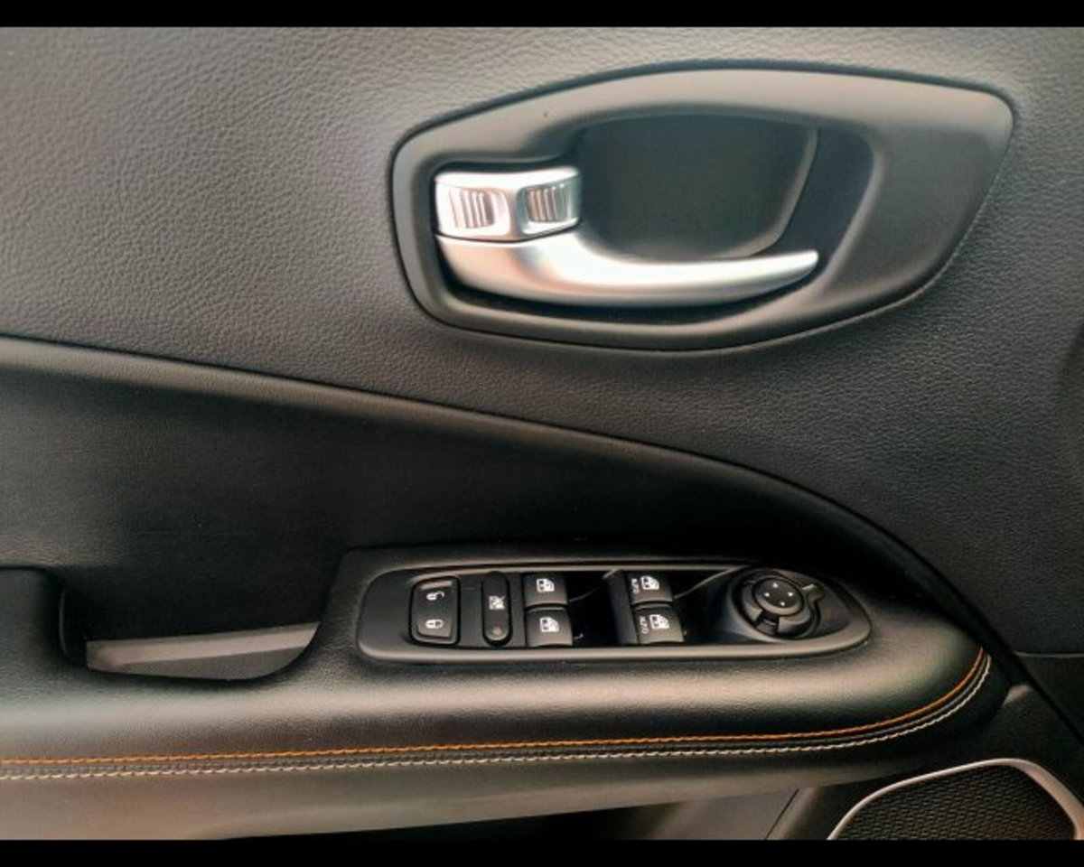 Jeep Compass 2.0 Multijet II 4WD Longitude (15)