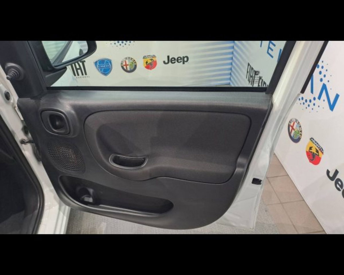 Fiat Panda 1.0 firefly hybrid s&s 70cv 5p.ti (16)