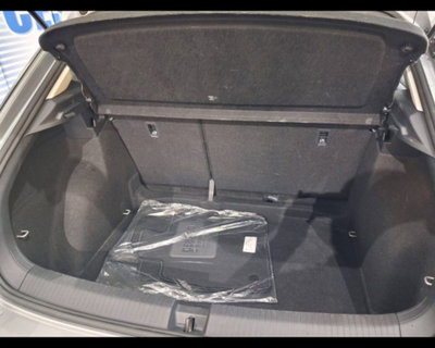 Volkswagen T-Roc 1.0 TSI Life (17)