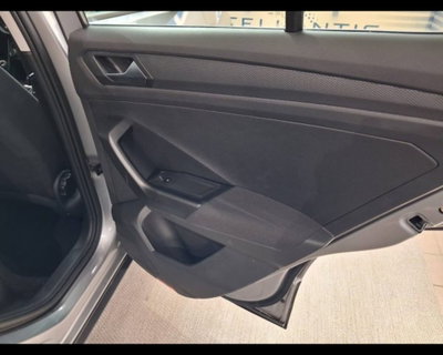 Volkswagen T-Roc 1.0 TSI Life (19)