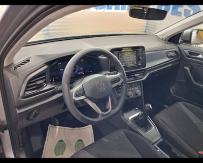 Volkswagen T-Roc 1.0 TSI Life (6)