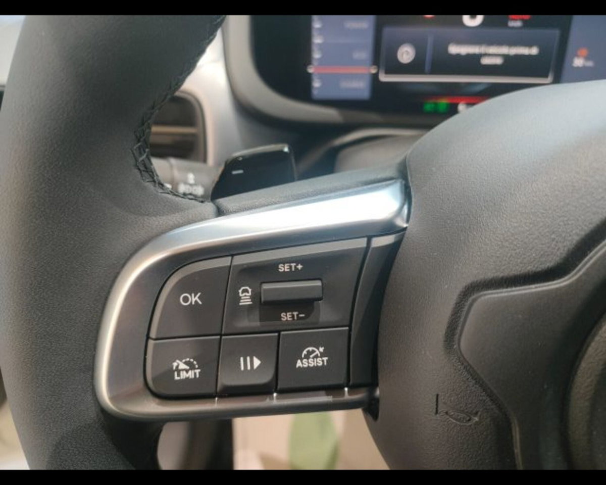 Jeep Avenger 1.2 turbo e-hybrid mhev The North Face 4xe 145cv edct6 (17)