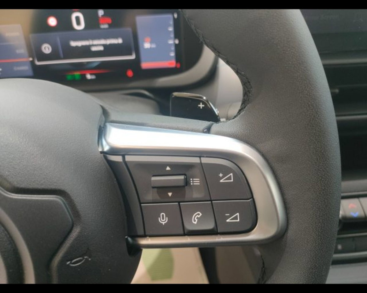Jeep Avenger 1.2 turbo e-hybrid mhev The North Face 4xe 145cv edct6 (18)