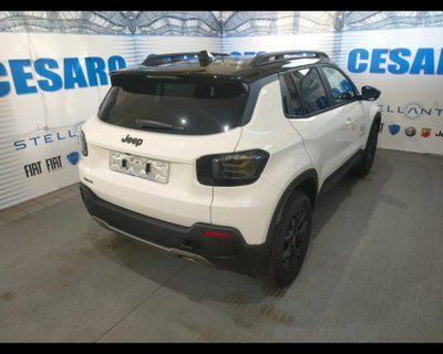 Jeep Avenger 1.2 turbo e-hybrid mhev The North Face 4xe 145cv edct6 (3)