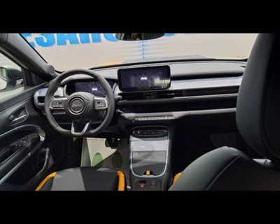 Jeep Avenger 1.2 turbo e-hybrid mhev The North Face 4xe 145cv edct6 (6)