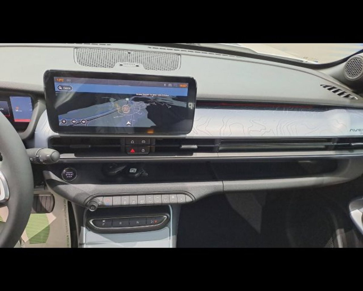 Jeep Avenger 1.2 turbo e-hybrid mhev The North Face 4xe 145cv edct6 (9)