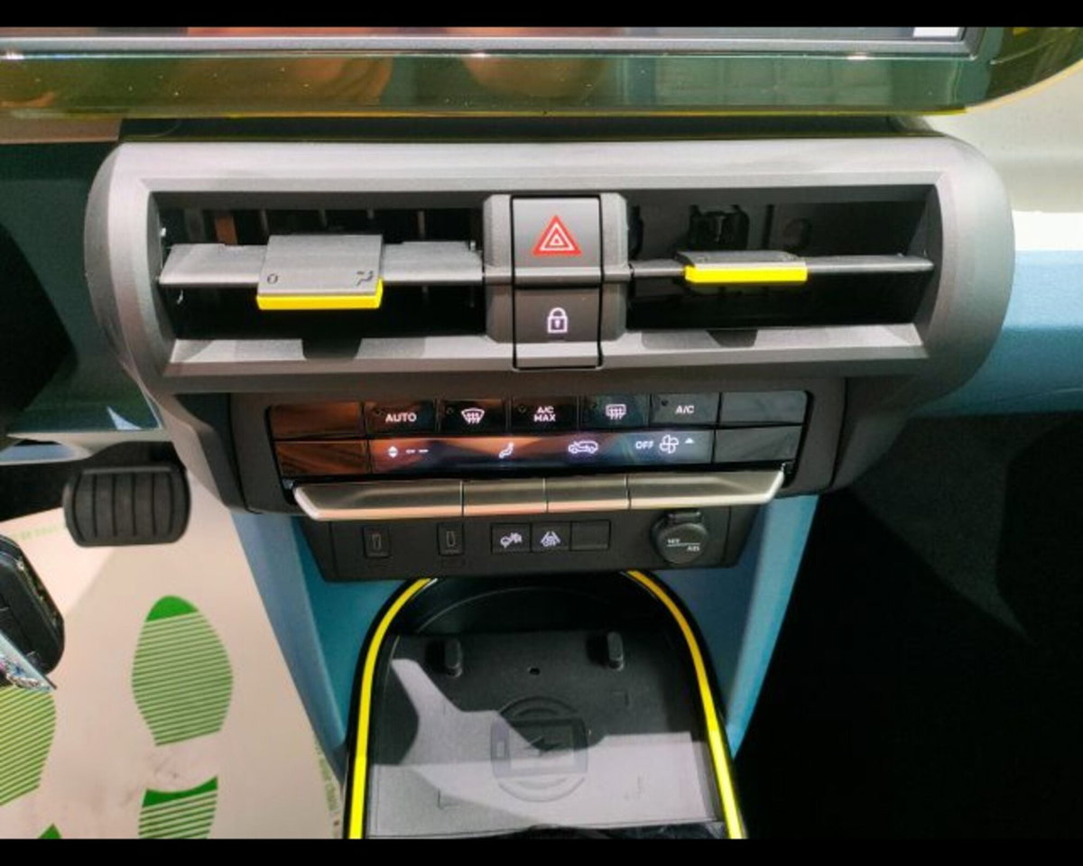 Fiat Grande Panda 1.2 hybrid La Prima 110cv edct (12)