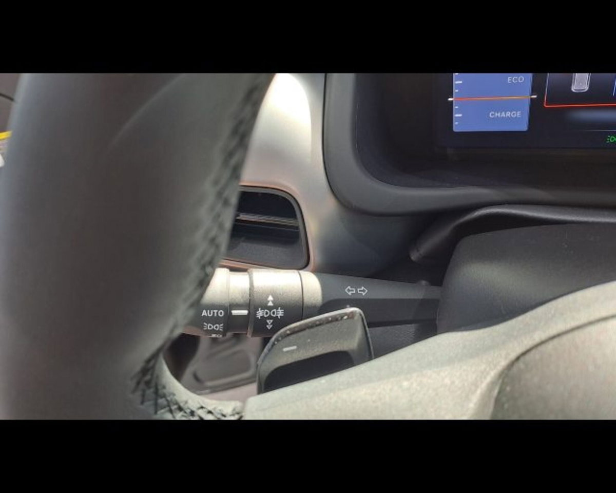Jeep Avenger 1.2 turbo Summit fwd 100cv (19)