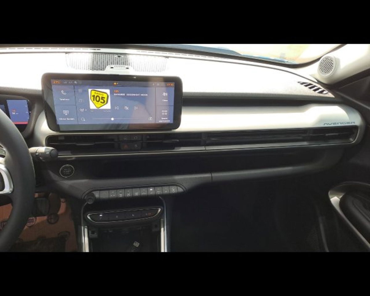 Jeep Avenger 1.2 turbo Summit fwd 100cv (8)