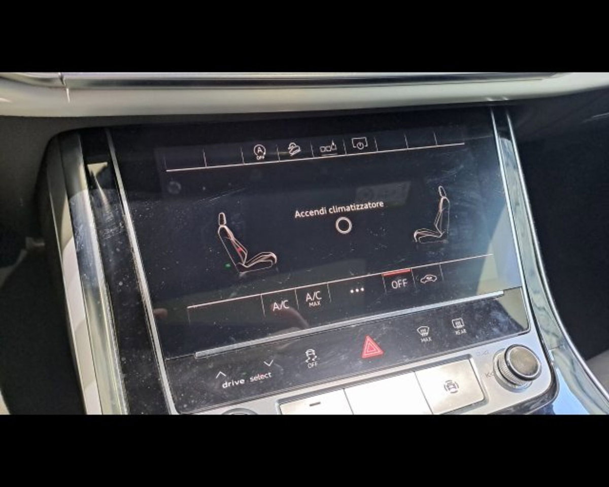 Audi Q8 Q8 50 TDI 286 CV quattro tiptronic Sport (14)