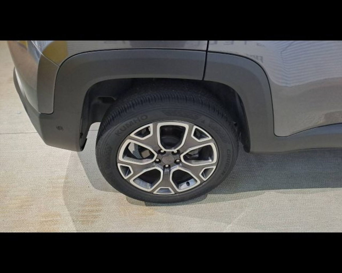 Jeep Renegade 2.0 Mjt 140CV 4WD Active Drive Limited (15)