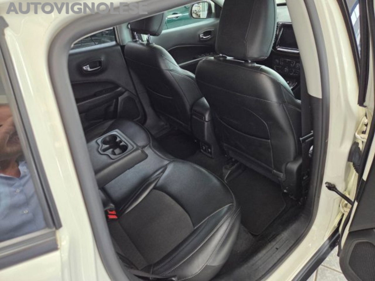 Jeep Compass 1.6 Multijet II 2WD Night Eagle (9)
