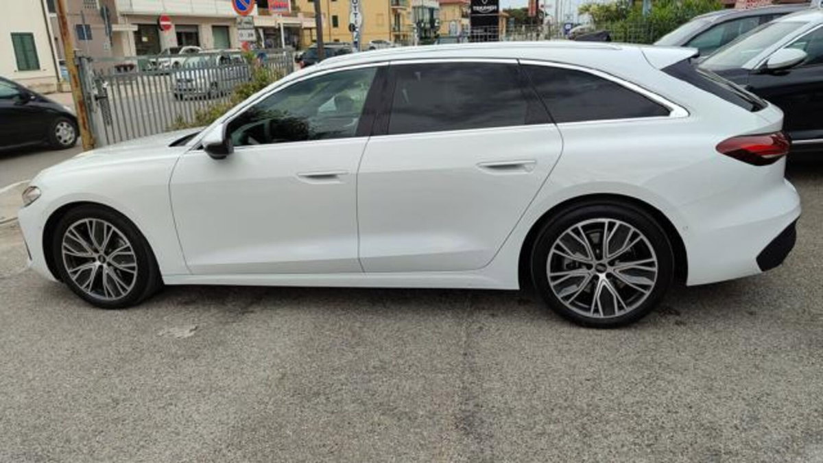 Audi A5 Avant 2.0 tdi mhev+ S line edition 204cv s-tronic (4)