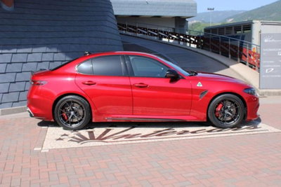Alfa Romeo Giulia 2.9 T V6 Quadrifoglio (5)