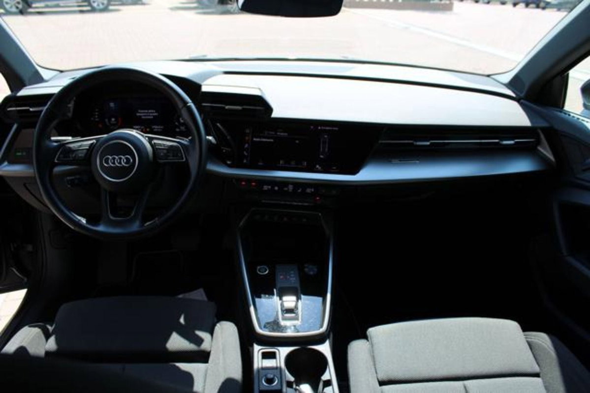 Audi A3 Sportback 2.0 tdi Business 150cv s-tronic (13)