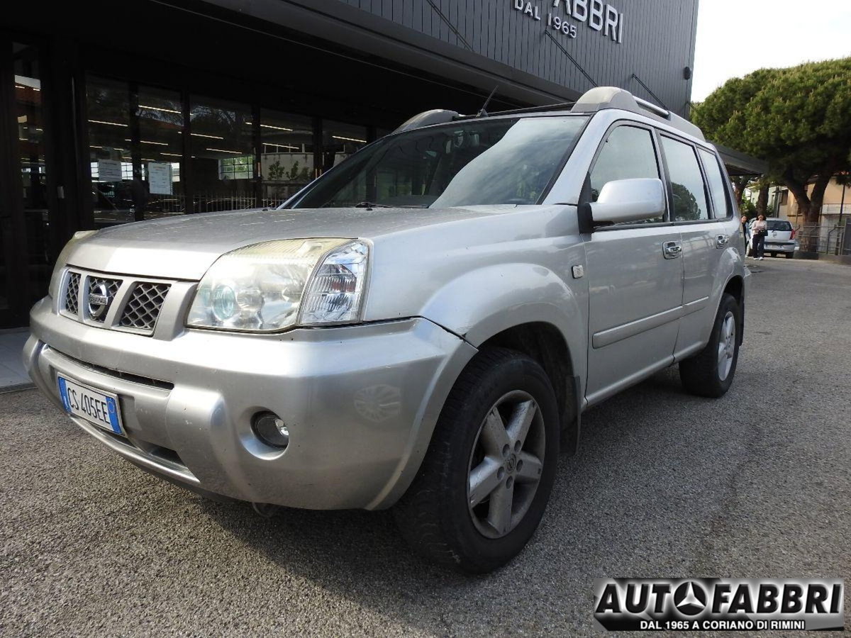 Nissan X-Trail 2.2 dCi Elegance (3)