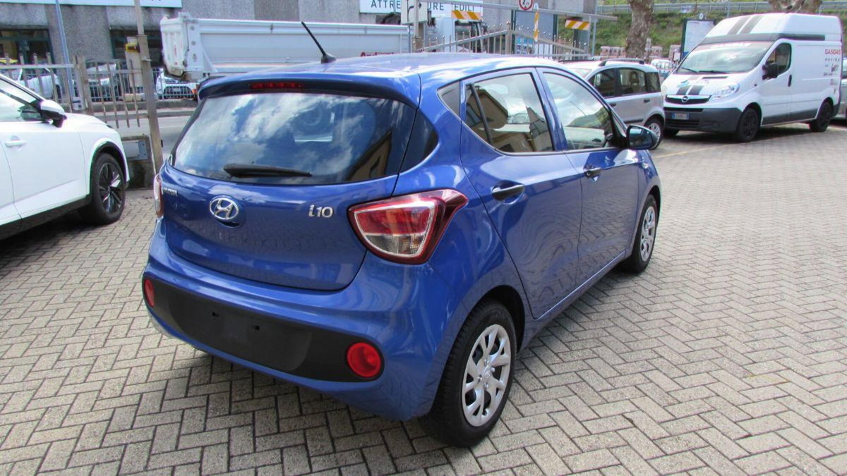 Hyundai i10 1.0 MPI Comfort (5)
