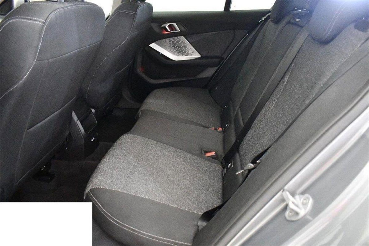BMW Serie 1 120d xDrive 5p. Sport (11)