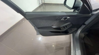 BMW Serie 1 120d xDrive 5p. Sport (18)