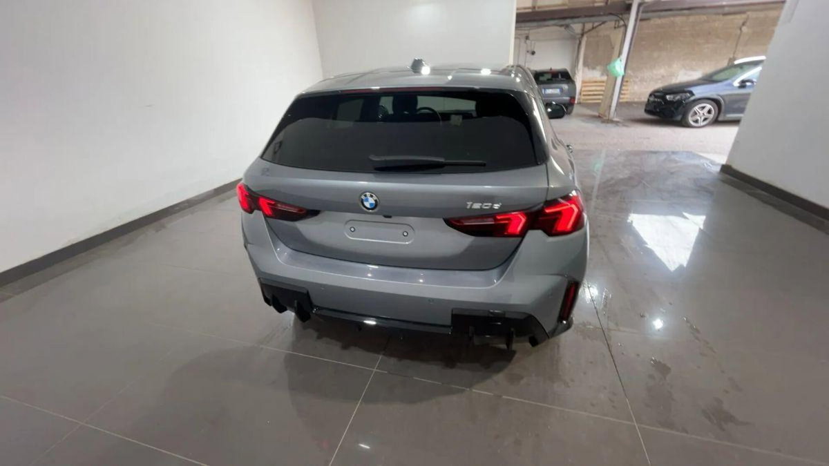 BMW Serie 1 120d xDrive 5p. Sport (4)