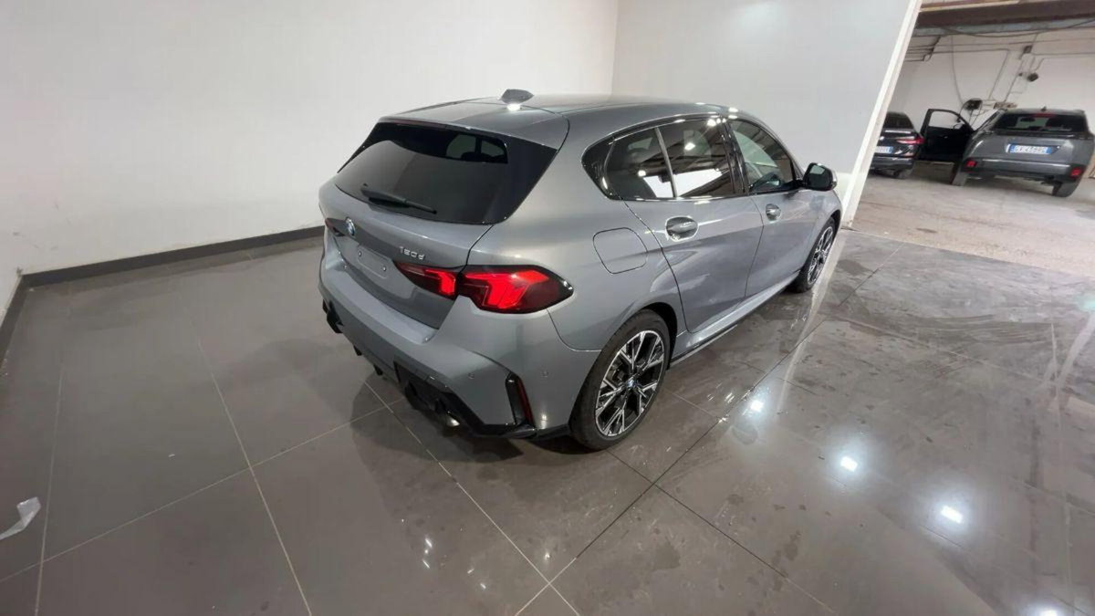 BMW Serie 1 120d xDrive 5p. Sport (5)